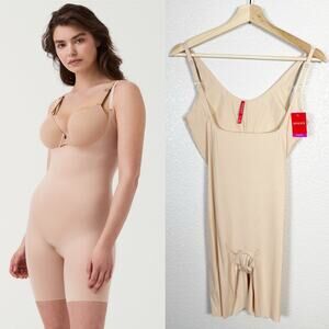SPANX NWT Thinstincts Open Bust Mid Thigh Shapewear Bodysuit in Soft Nude Large